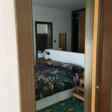 La Casa De Cristal Holiday home Careses